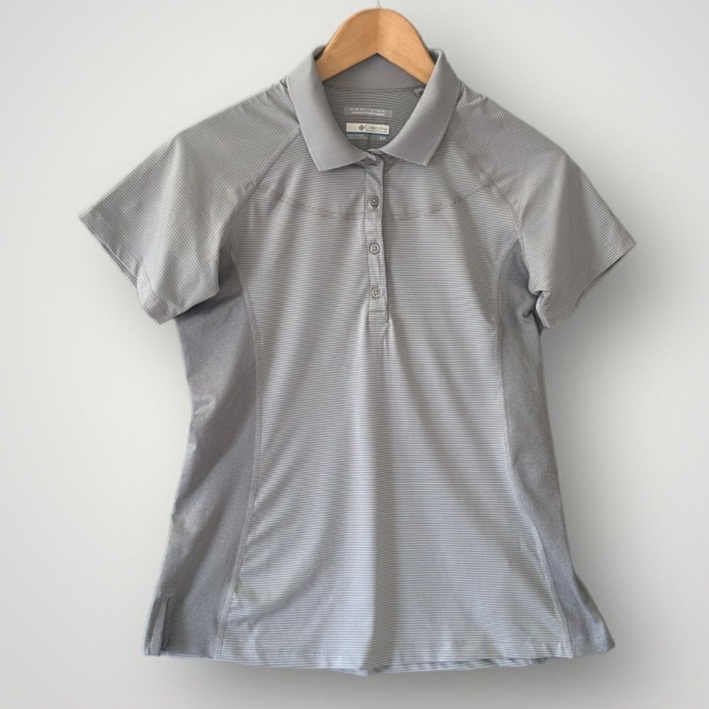 🎉5 for $45🎉 Columbia top T-shirt size S gray